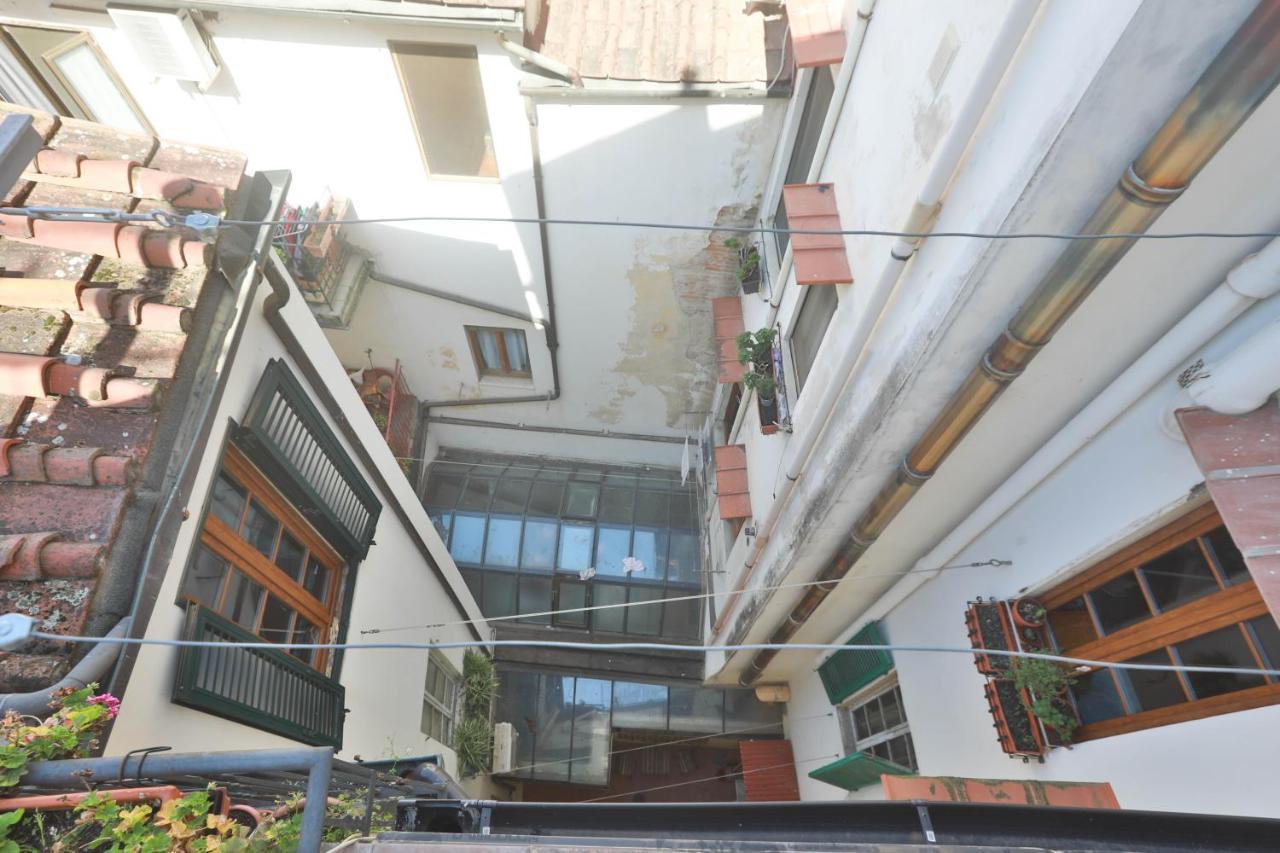 San Lorenzo Central Apartment فلورنس المظهر الخارجي الصورة